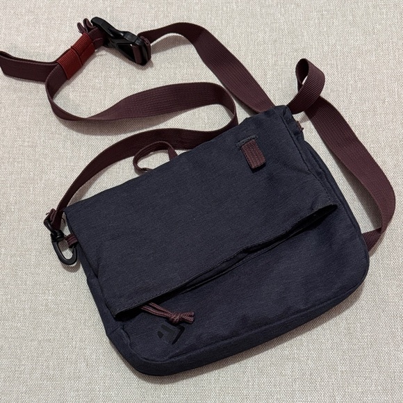 Outdoor Products Handbags - EUC Outdoor Products Brand Convertible Crossbody/Belt Bag-Navy/Purple-Nylon